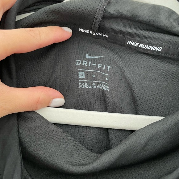 Nike Dri-Fit Hoodie - Picture 4 of 4